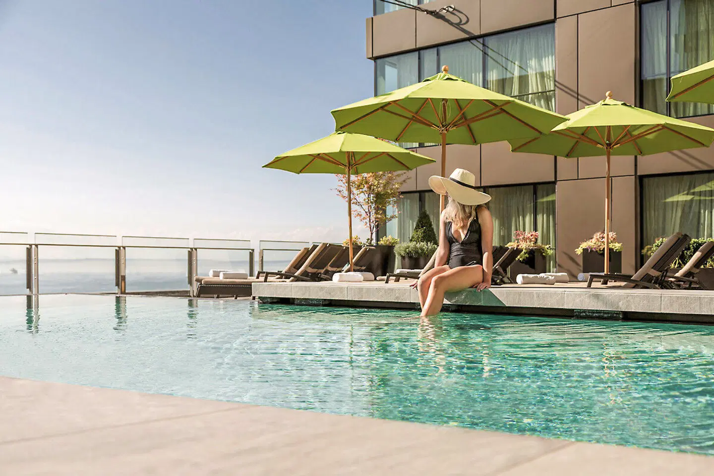 Four Seasons Hotel Seattle OUTDOOR_POOL