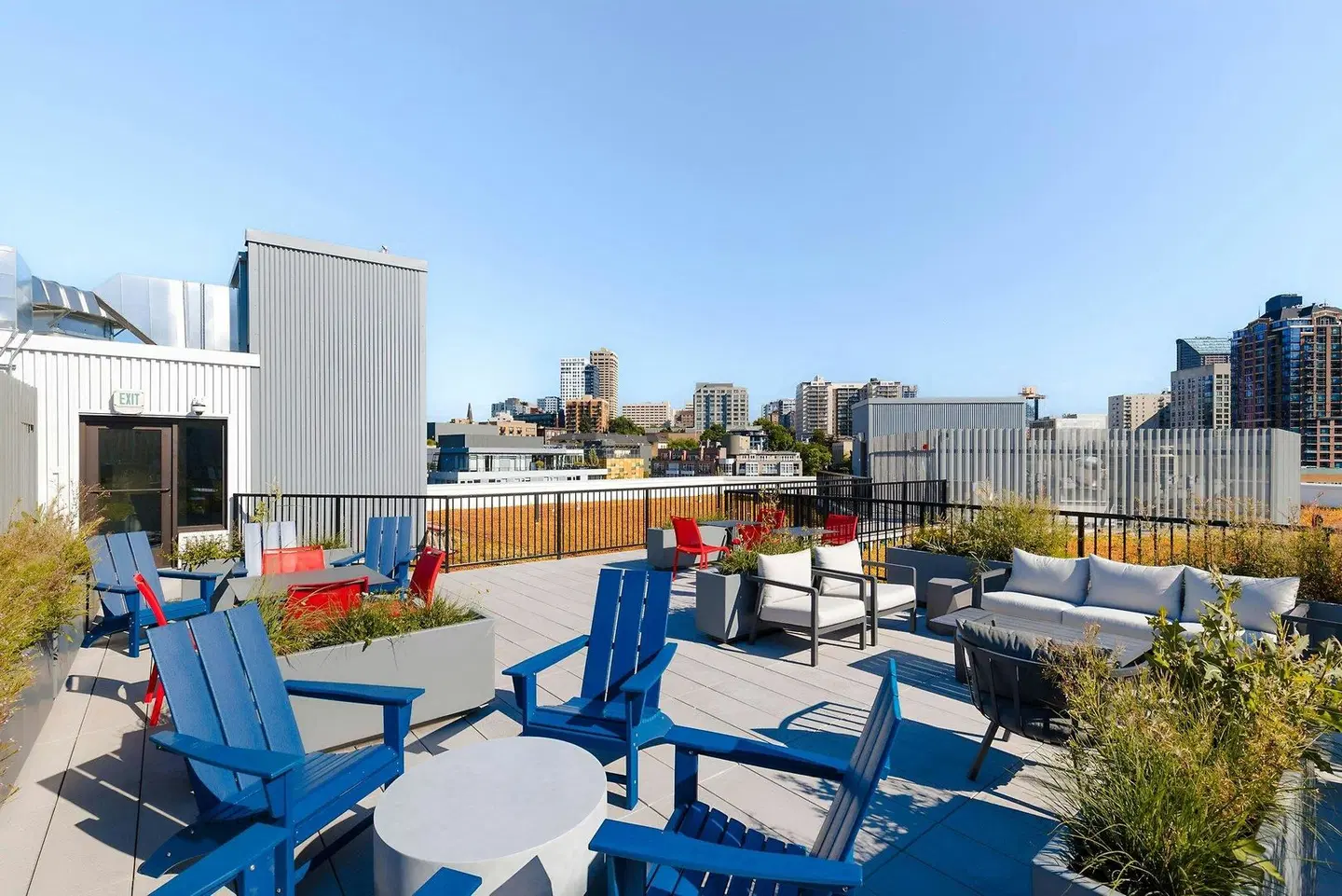 Sonder at Pivot Terrasse