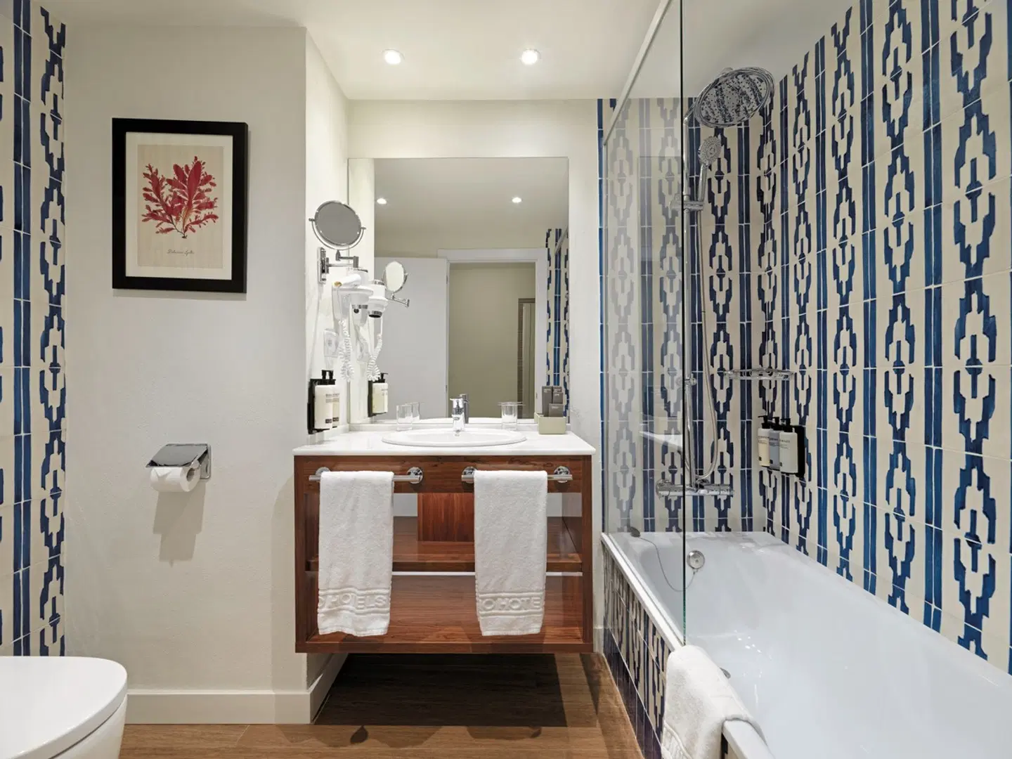 H10 Cambrils Playa Badezimmer