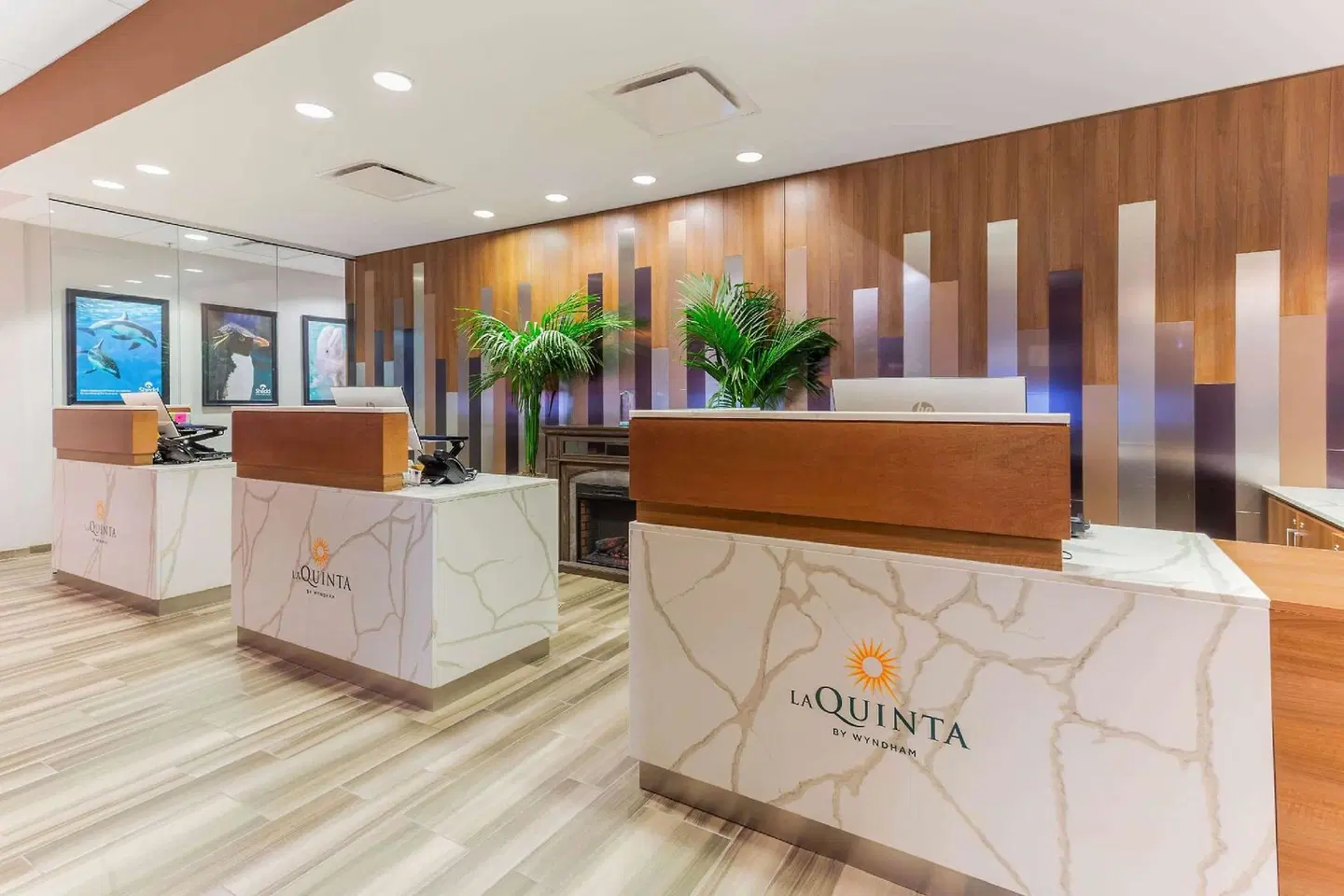 La Quinta Inn & Suites by Wyndham Chicago Downtown LOUNGE_LOBBY