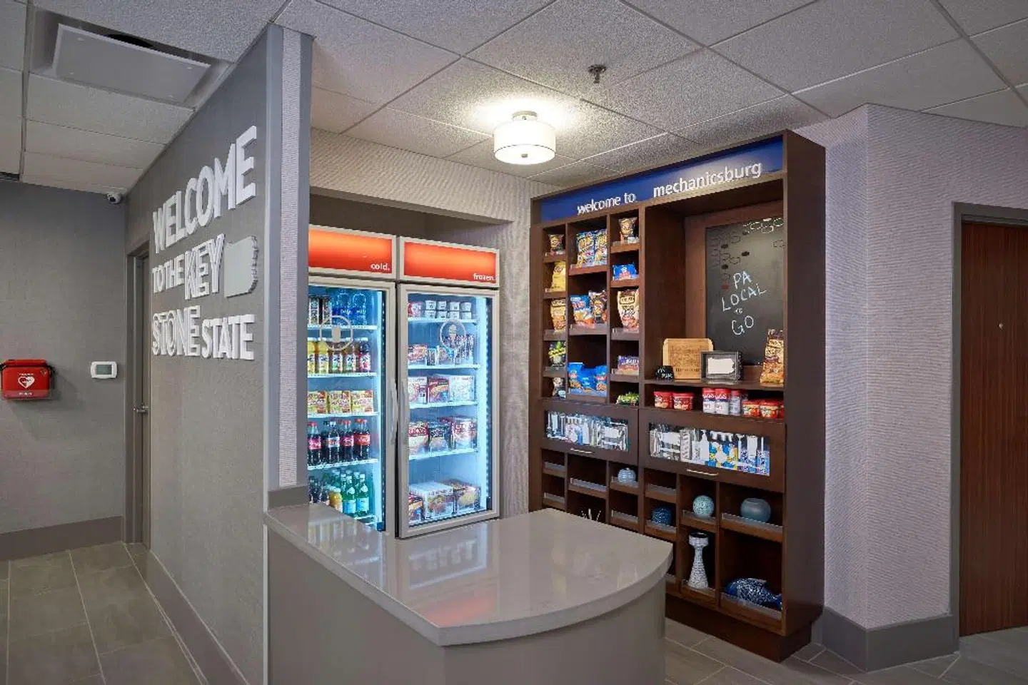 Hampton Inn Harrisburg West Bar