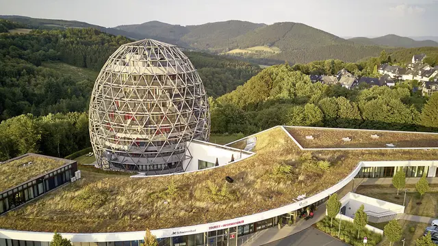 Oversum Hotel LANDSCAPE