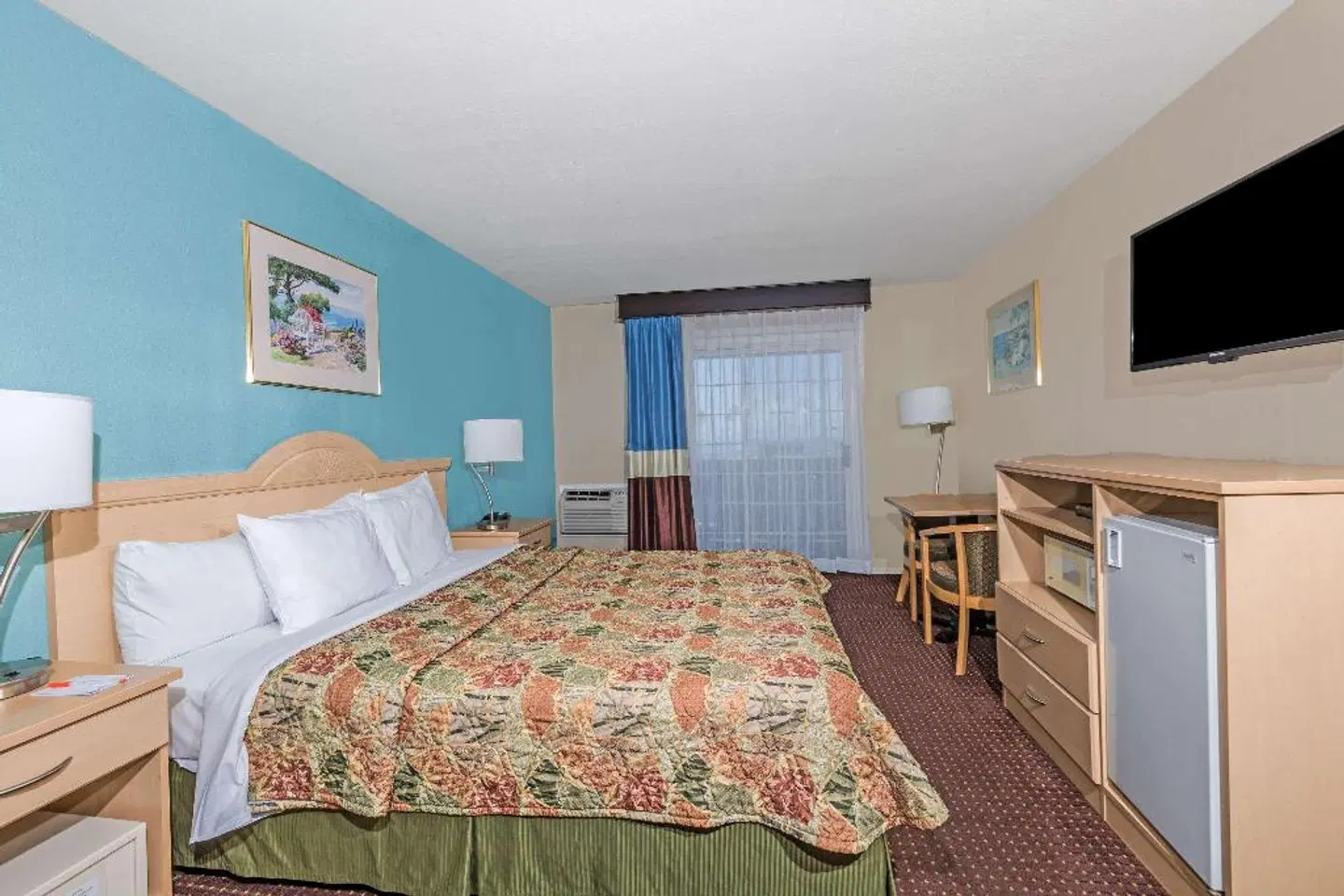Howard Johnson Inn - Fisherman's Wharf-Santa Cruz ROOM_EXAMPLE