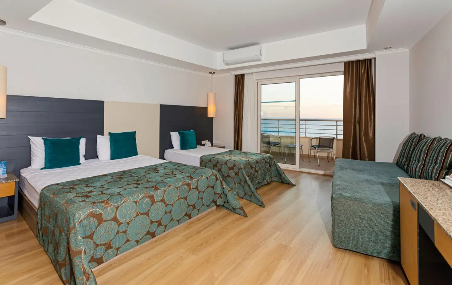Sealight Resort Hotel Kusadasi ROOM_EXAMPLE