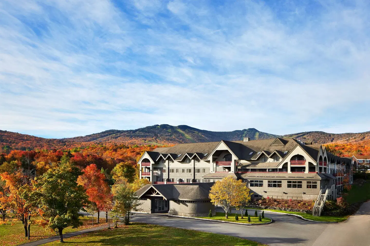 Killington Mountain Lodge, Tapestry Collection by Hilton EXTERIOR