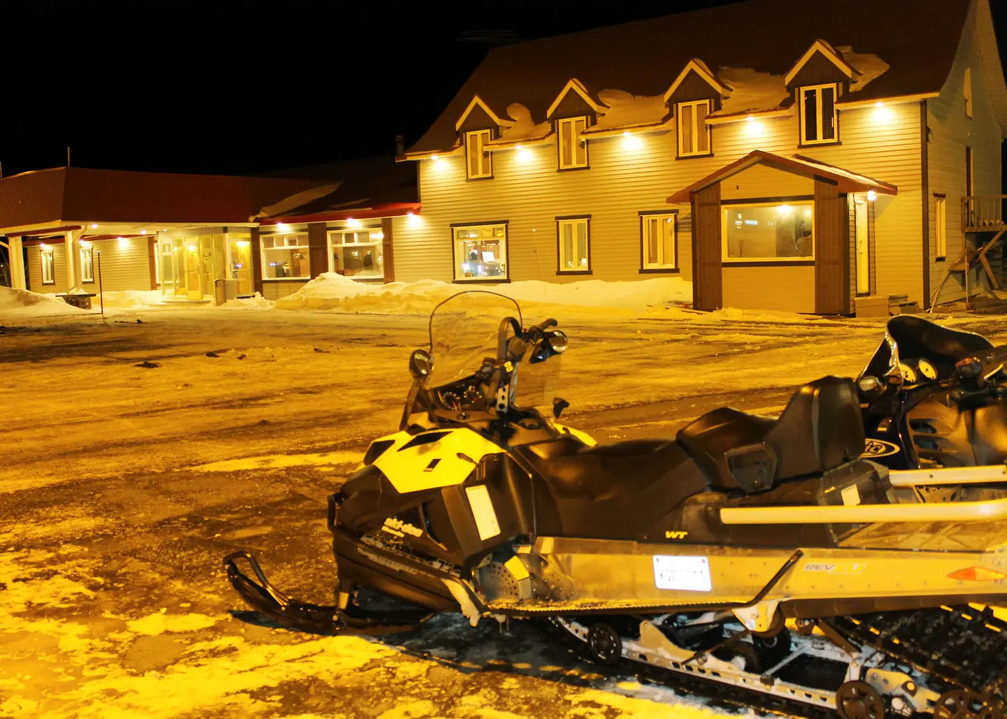 Auberge Le Caribou LOUNGE_LOBBY