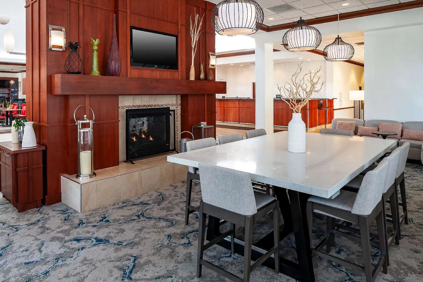 Hilton Garden Inn Chicago O'Hare Airport Bar