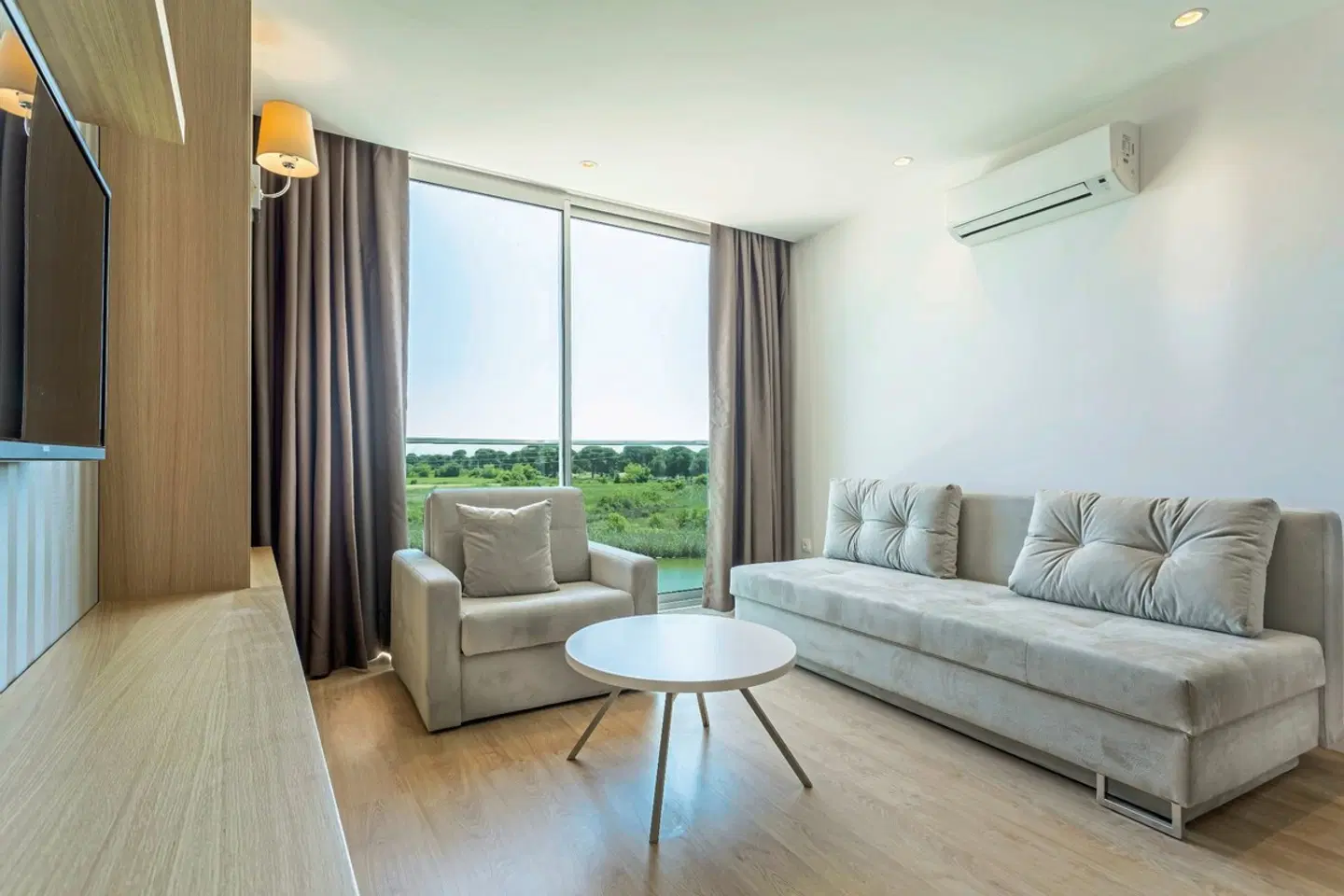 Aska River Side ROOM_EXAMPLE