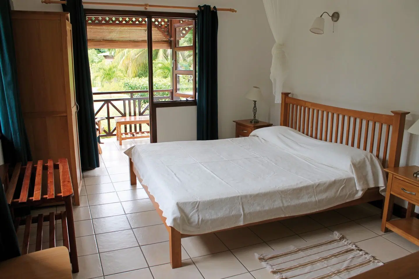 Fleur de Lys ROOM_EXAMPLE