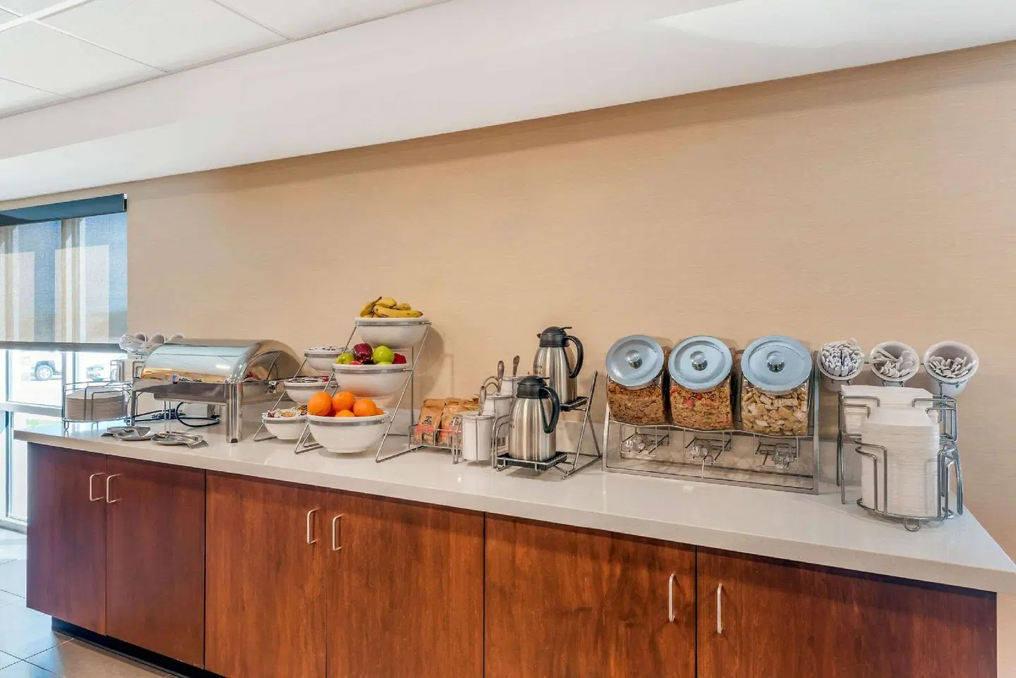 Comfort Inn & Suites near Route 66 Restaurant