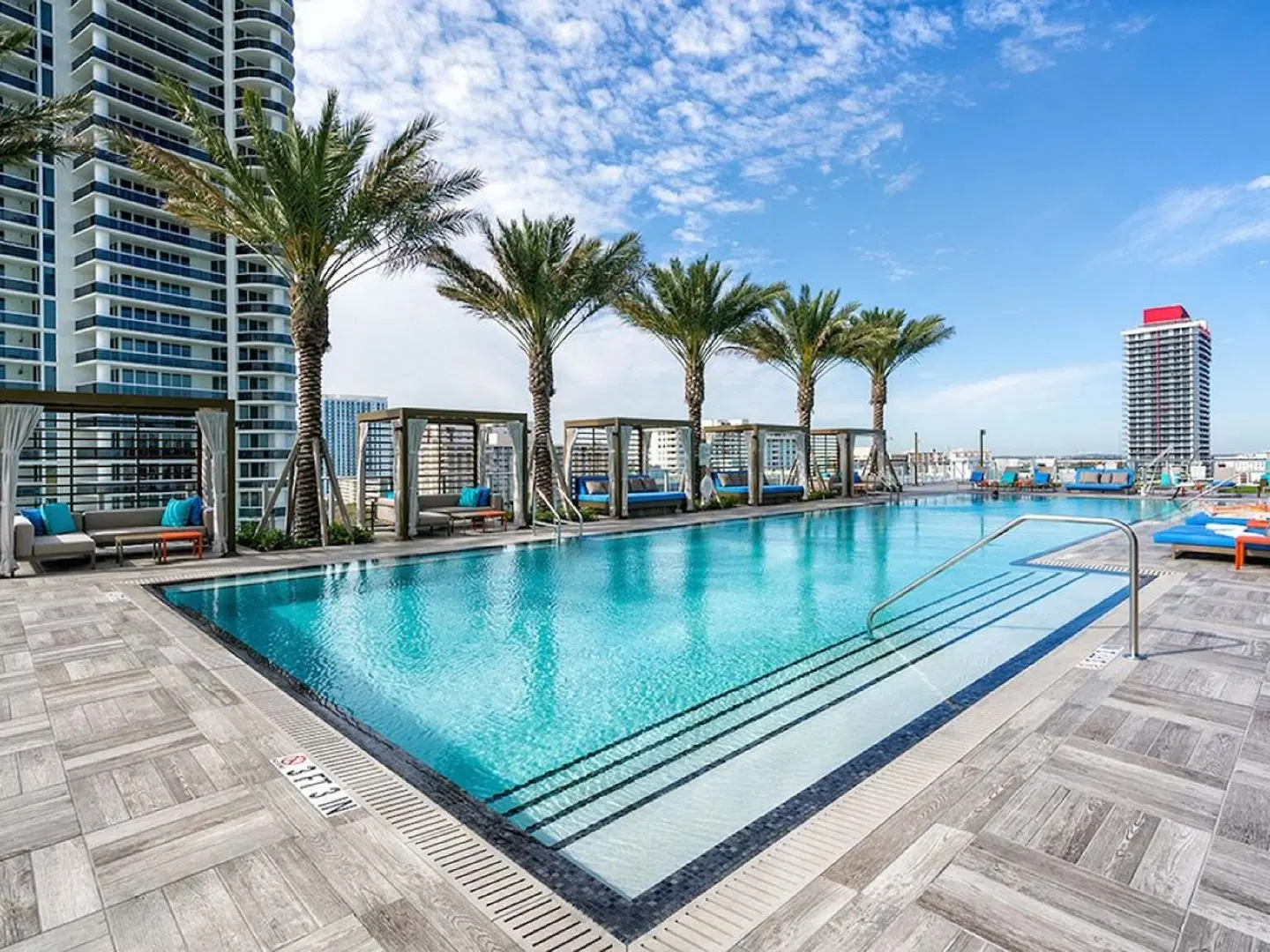 Lyfe Resort & Residences OUTDOOR_POOL