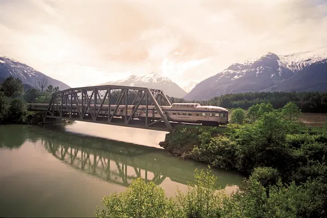 VIA Rail - The Canadian (Jasper-Vancouver) EXTERIOR
