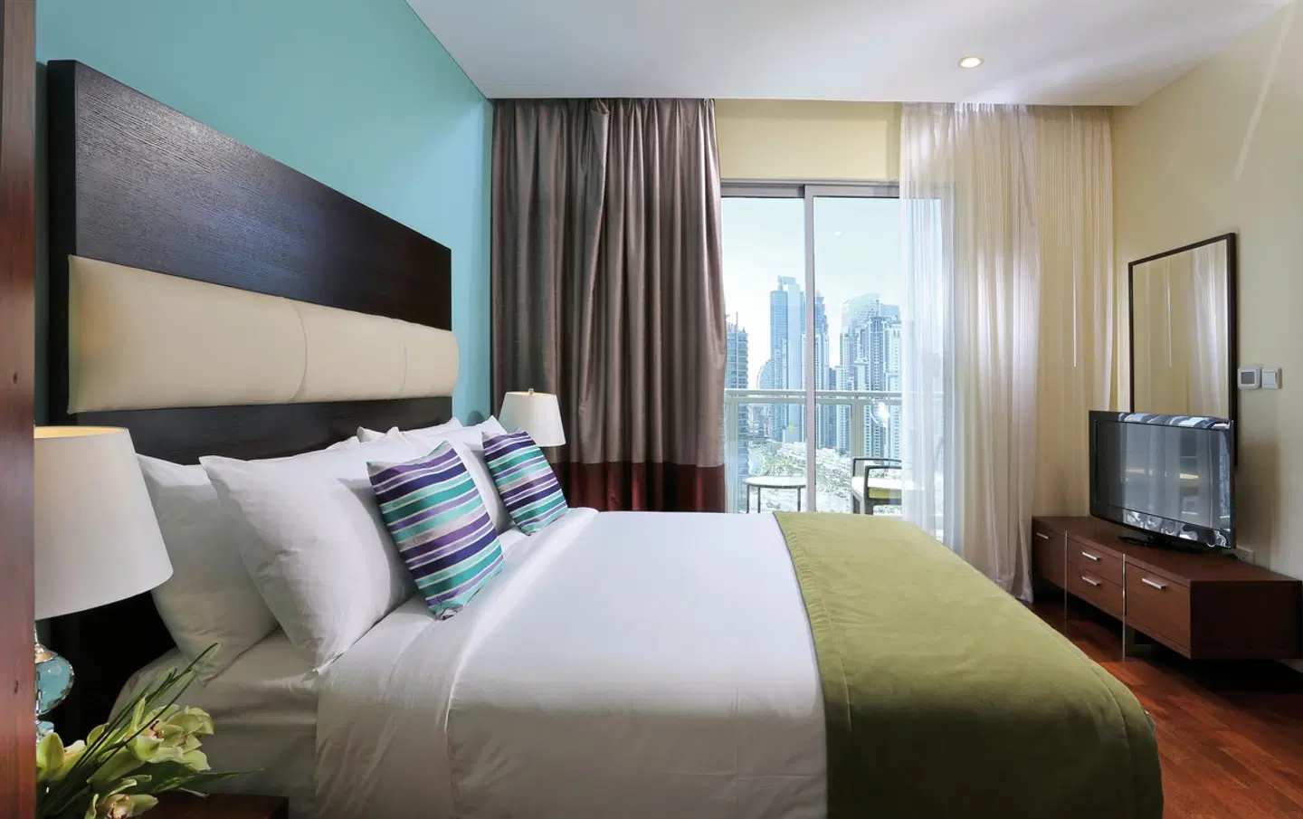 Ramada by Wyndham Downtown Dubai ROOM_EXAMPLE