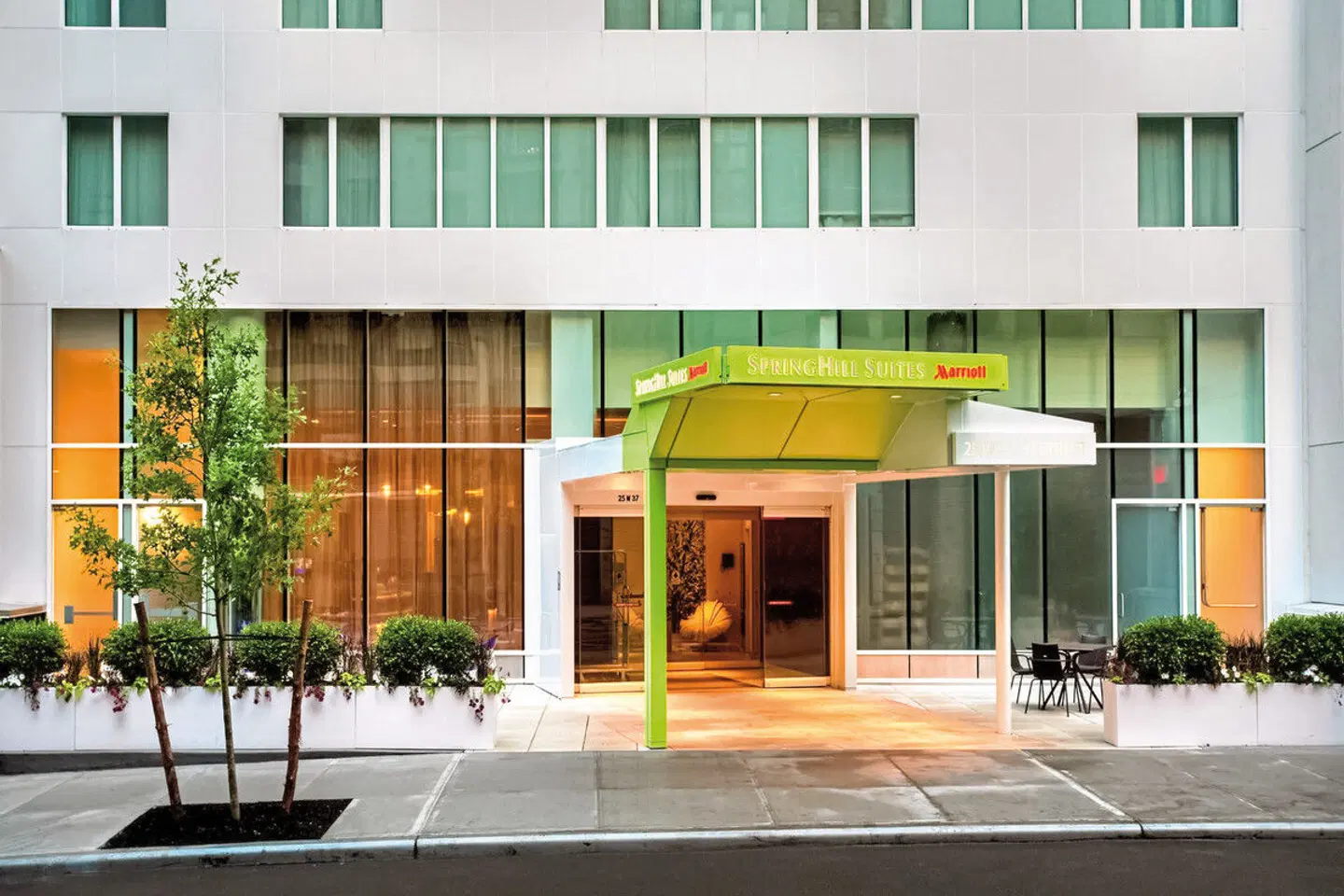 SpringHill Suites by Marriott New York Midtown Manhattan/Fifth Avenue EXTERIOR