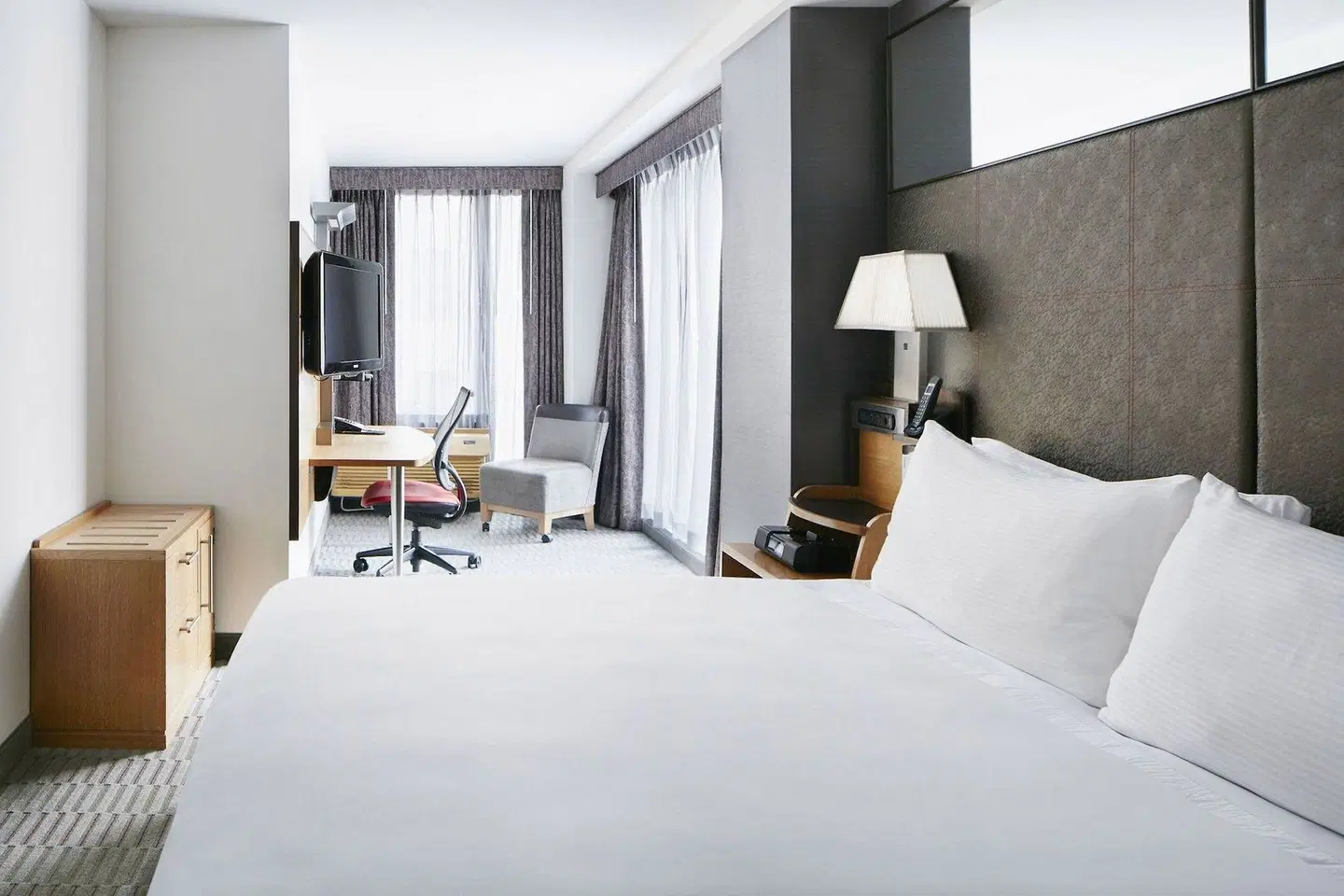 The Jewel Facing Rockefeller Center ROOM_EXAMPLE