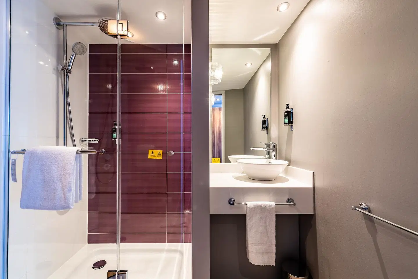 Premier Inn Essen City Centre Badezimmer