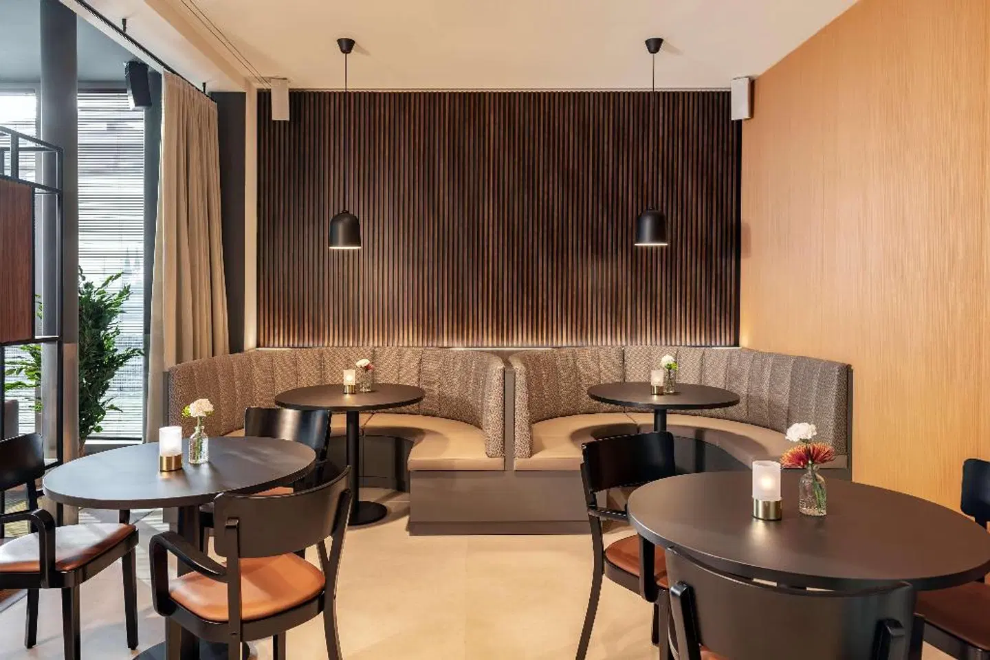 NH Köln Altstadt Bar