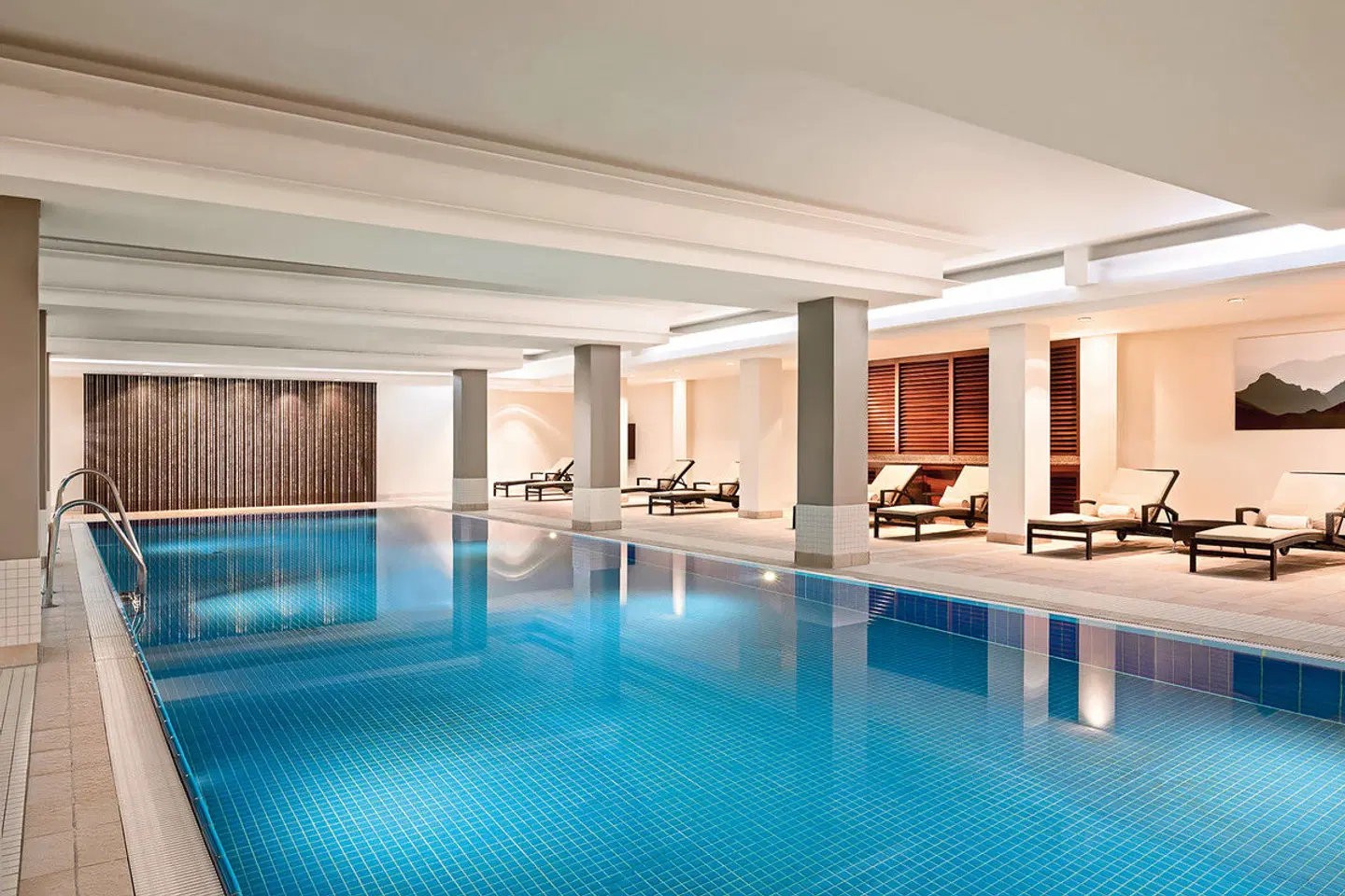 Le Méridien München Hallenbad