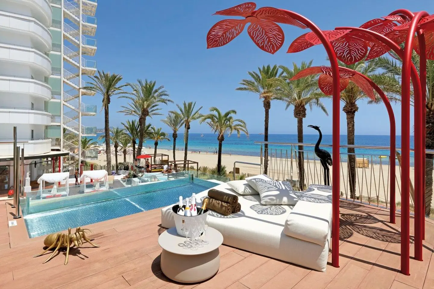 The Unexpected Terrasse