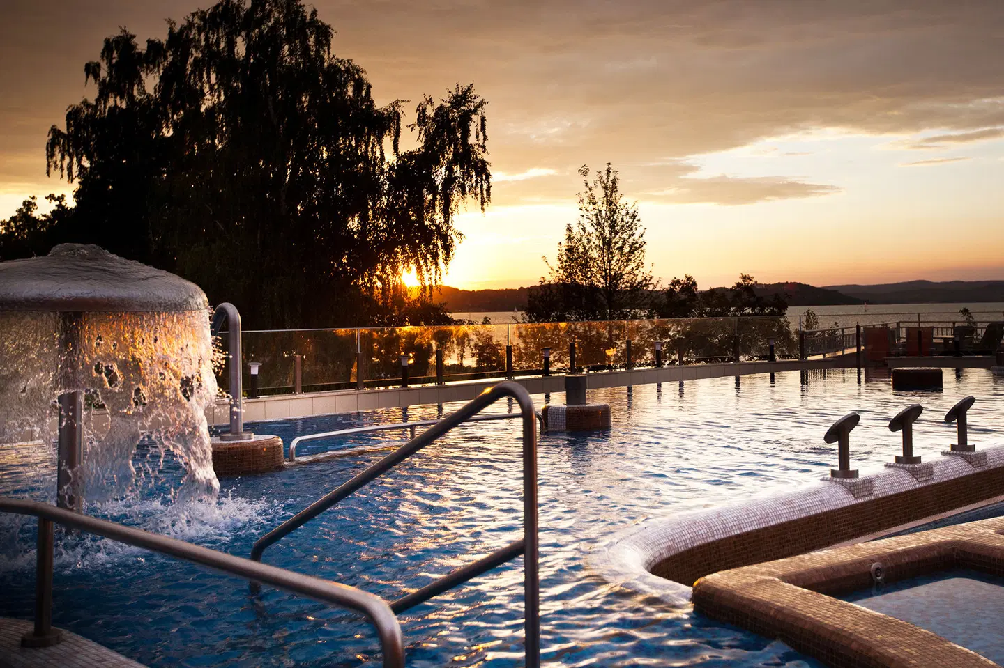 Hotel Wellamarin PEOPLE