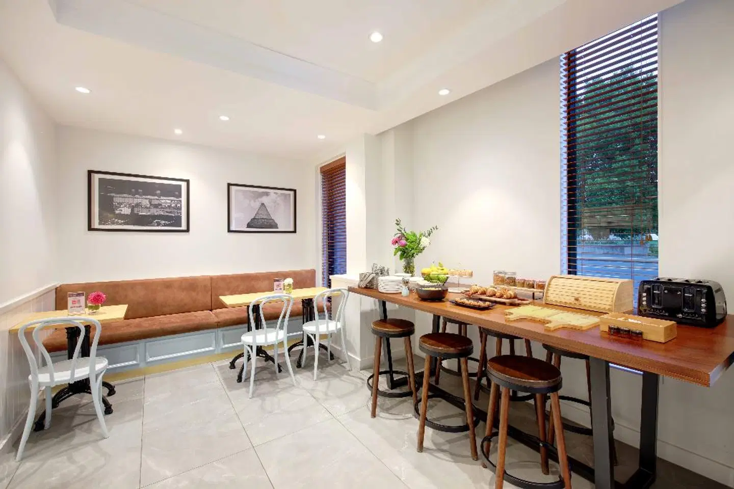 Swiss-Belsuites Victoria Park Auckland Bar