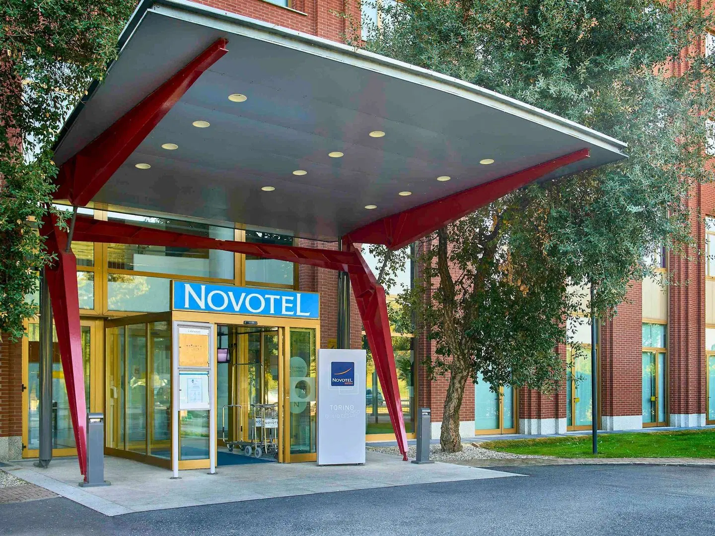Novotel Torino Corso Giulio Cesare Hotel EXTERIOR