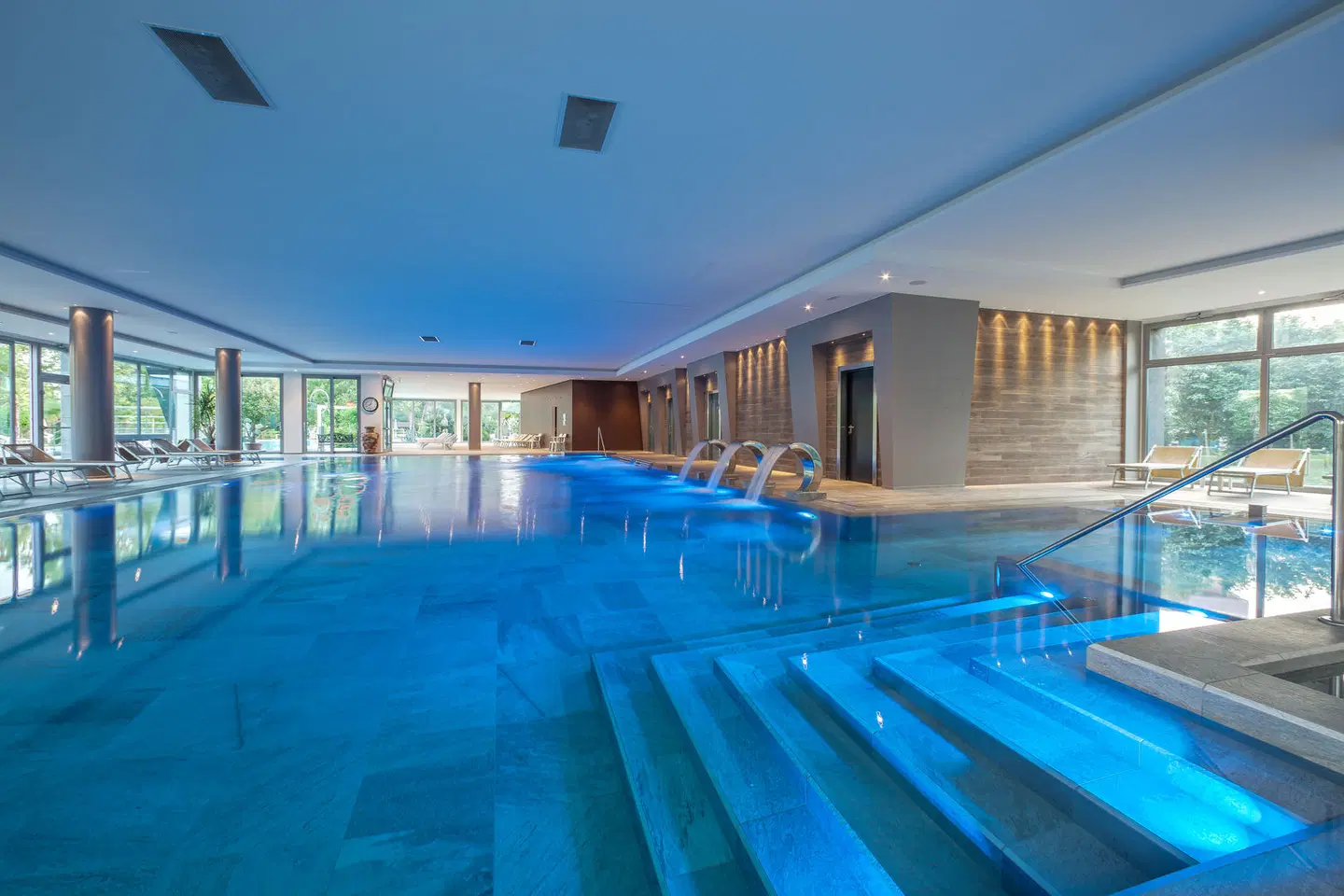 Hotel Harrys' Garden Hallenbad