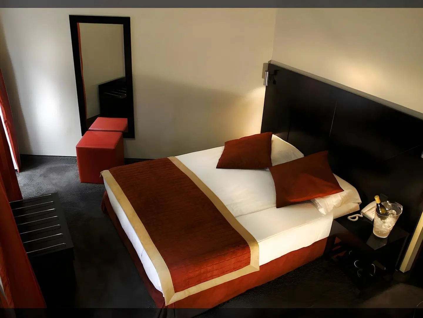 Hôtel de Suède ROOM_EXAMPLE