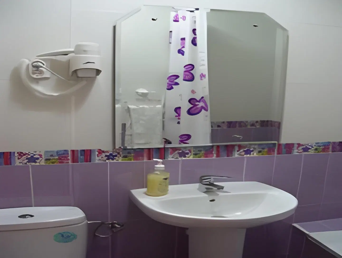 Hostal Huespedes Toledo Badezimmer