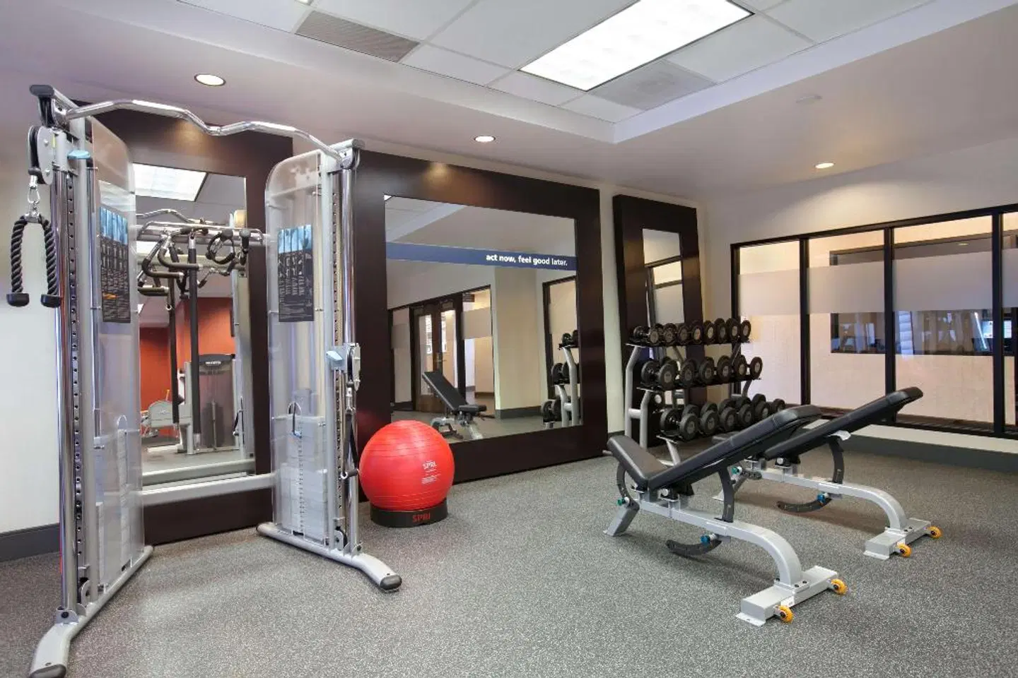 Hampton Inn & Suites Los Angeles/Anaheim-Garden Grove SPORTS_AND_LEISURE