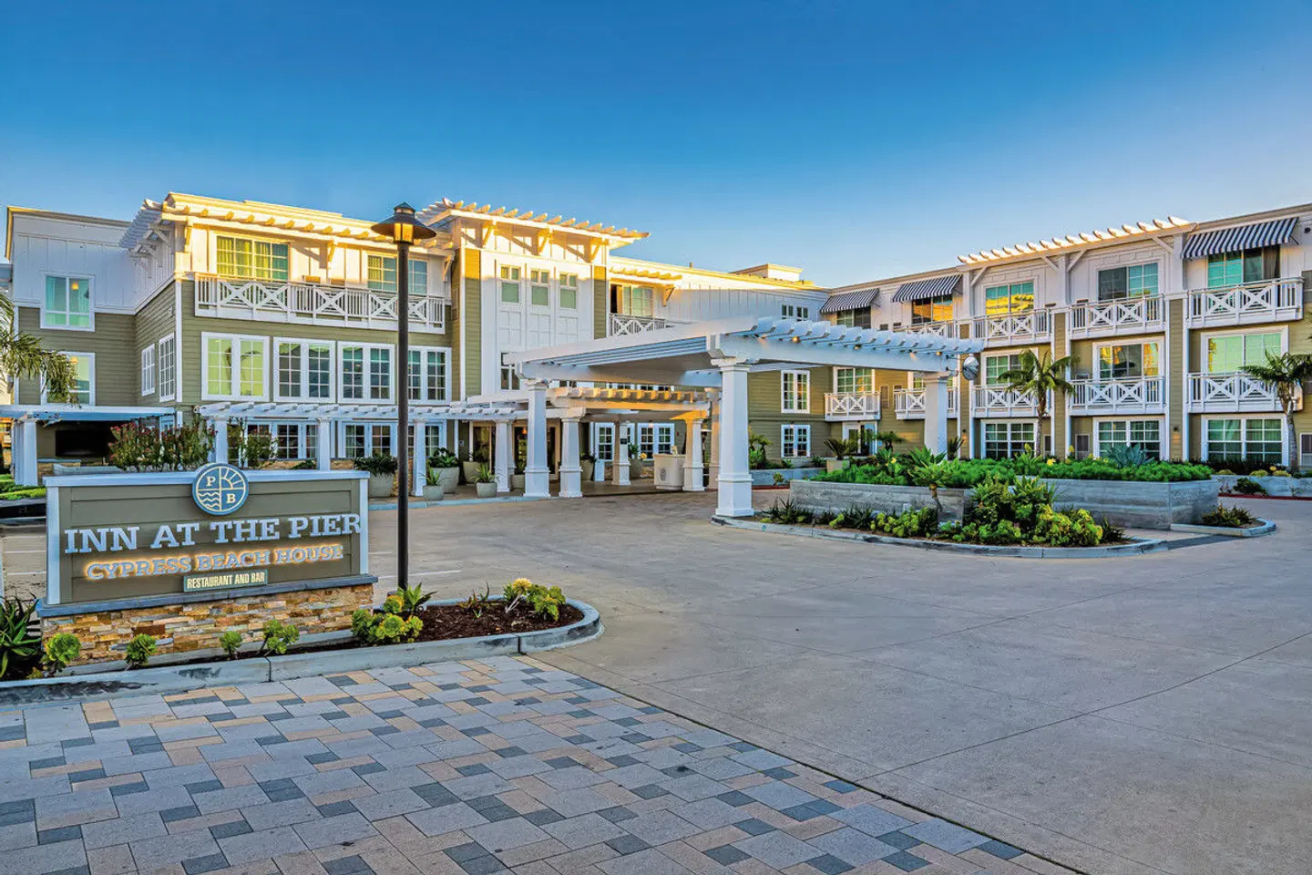 Inn at the Pier Pismo Beach, Curio Collection by Hilton EXTERIOR