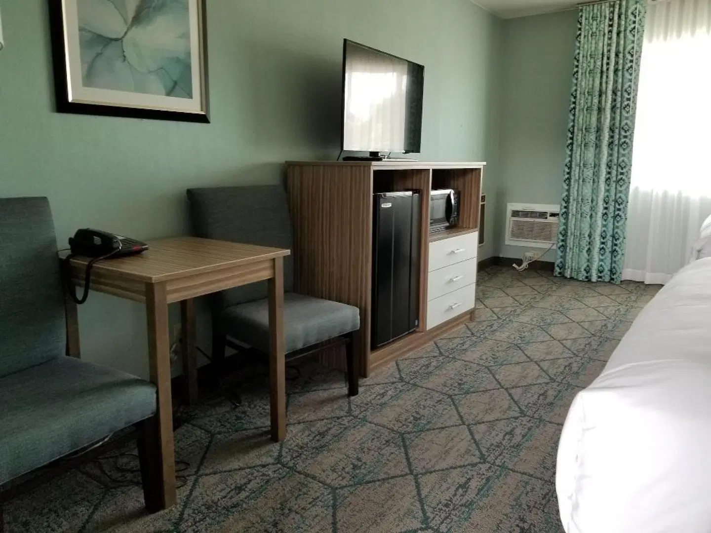 Avania Inn - Santa Barbara ROOM_EXAMPLE