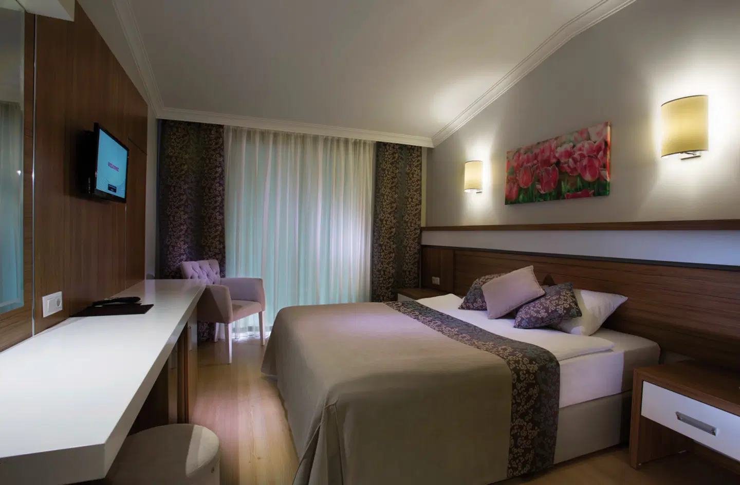 Sun Club Side ROOM_EXAMPLE