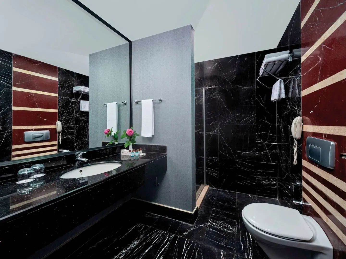 Siam Elegance Hotels & Spa Badezimmer