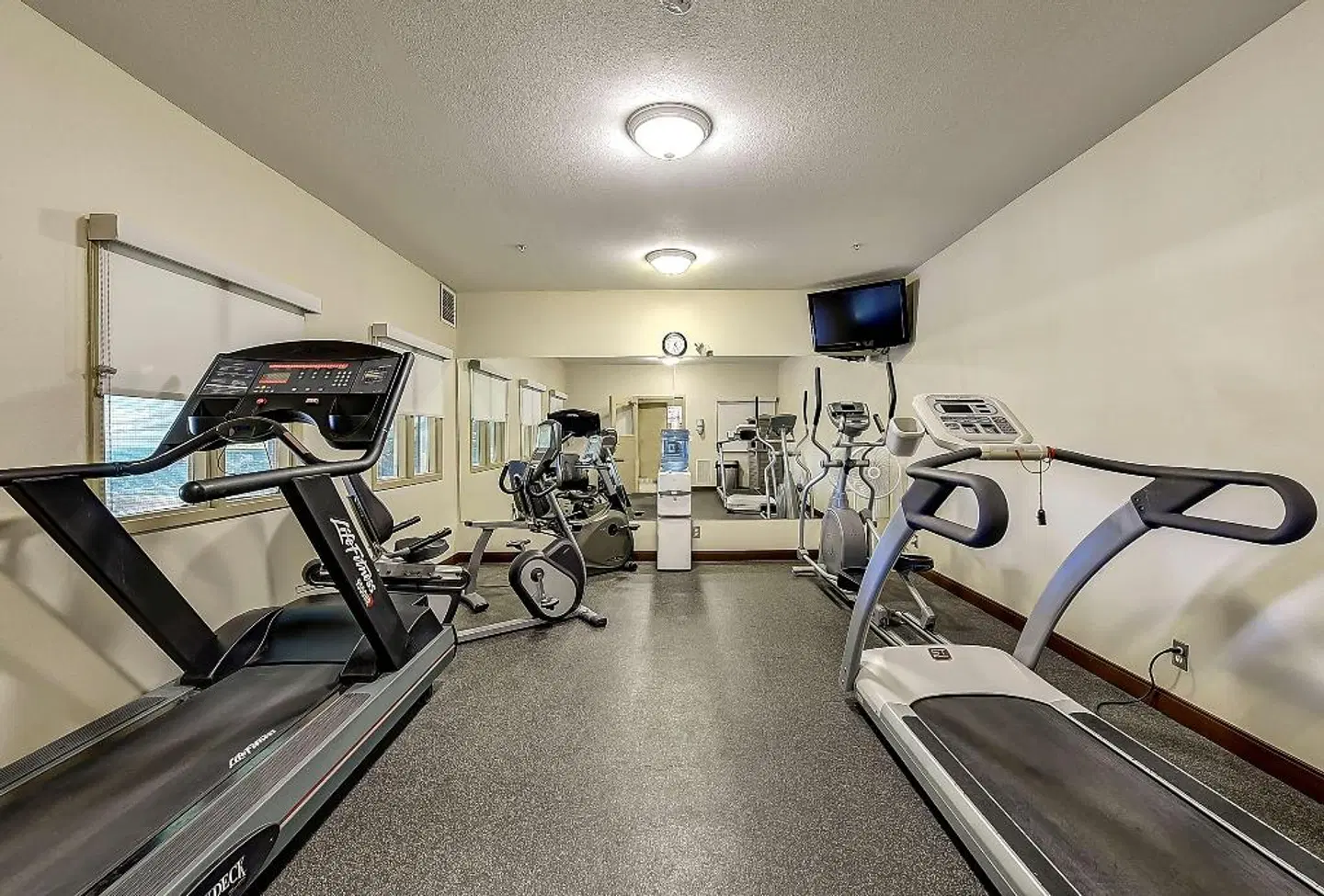 Best Western Plus Sunrise Inn SPORTS_AND_LEISURE