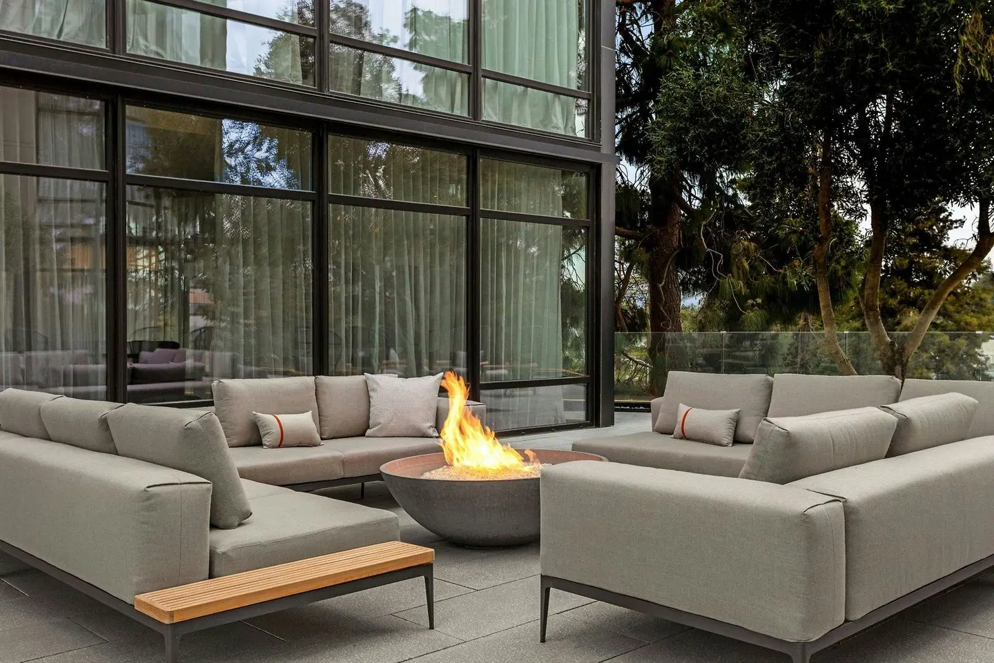 TETRA Hotel,  Autograph Collection Terrasse