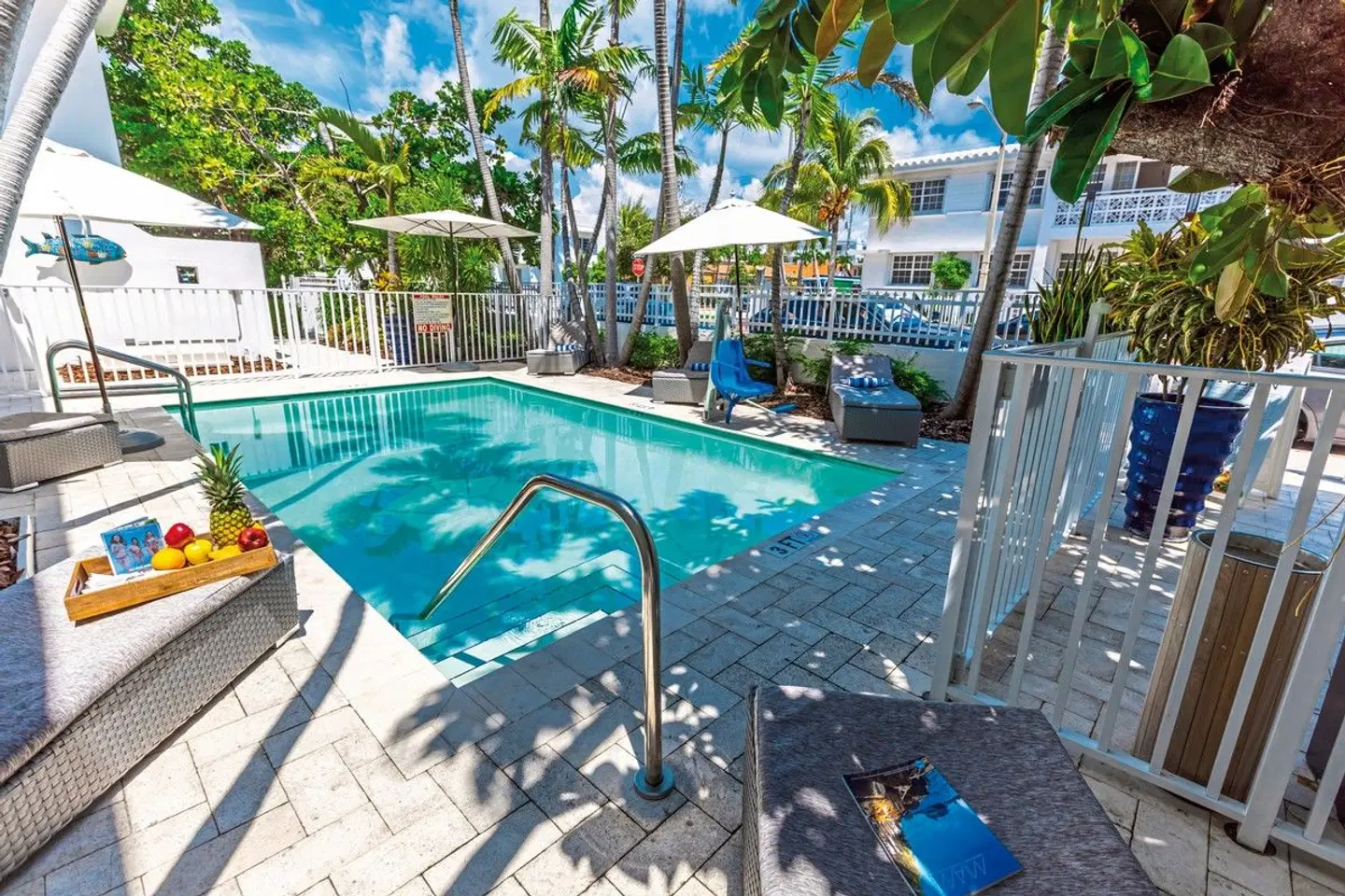 Seaside All Suites Hotel OUTDOOR_POOL