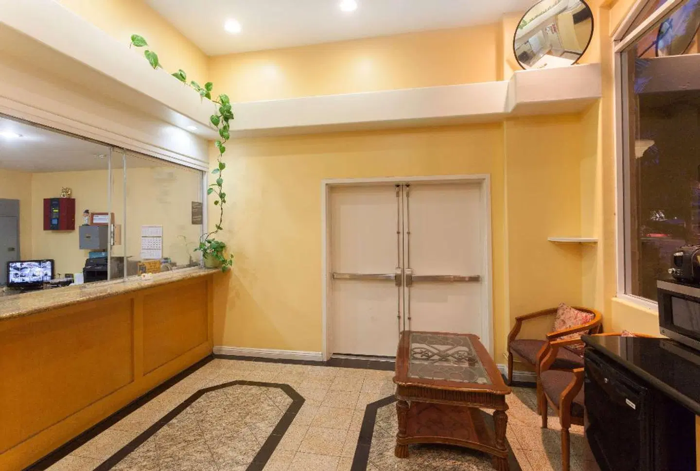 Super 8 by Wyndham Torrance LAX Airport Area ROOM_EXAMPLE