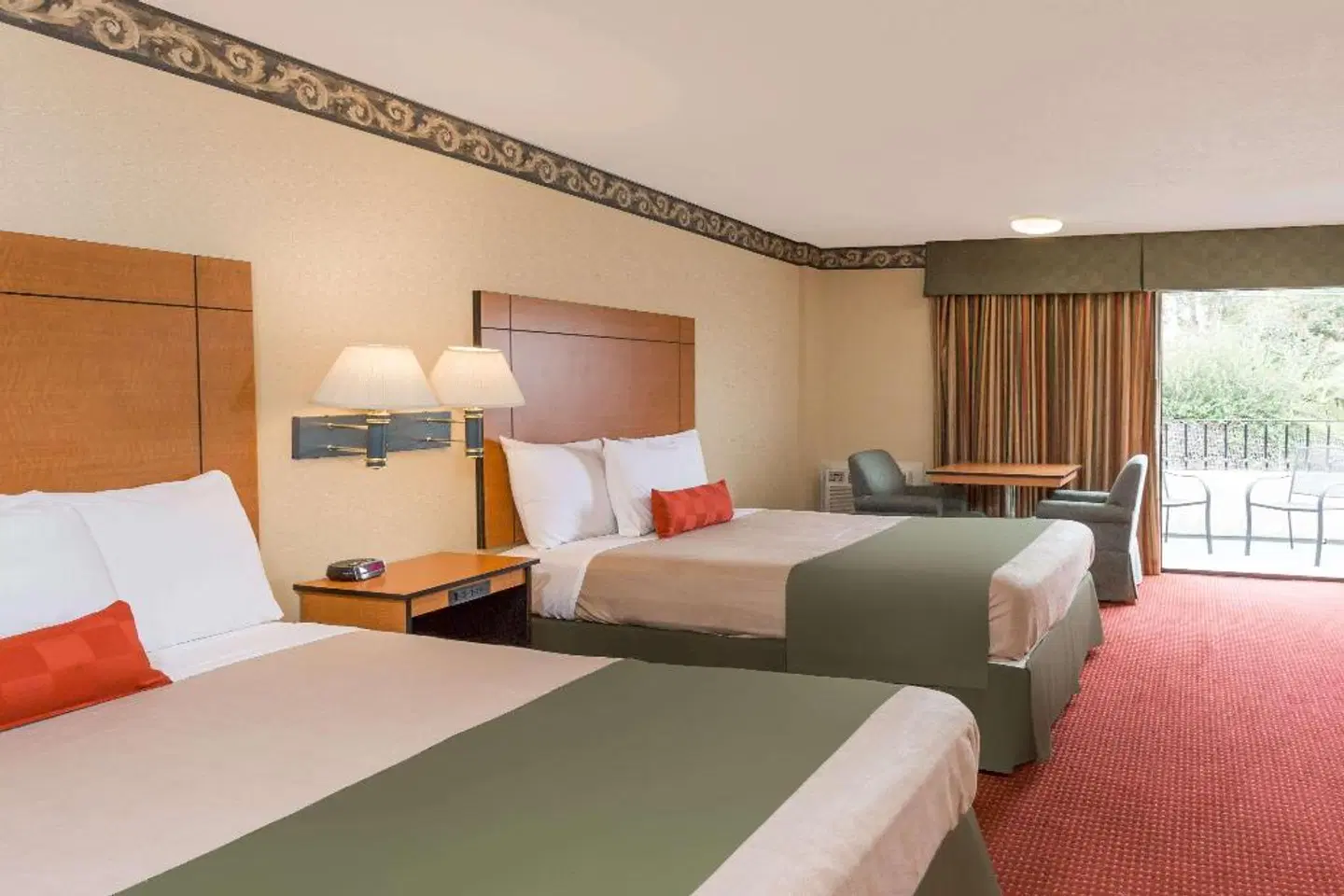 San Clemente Beach Travelodge ROOM_EXAMPLE