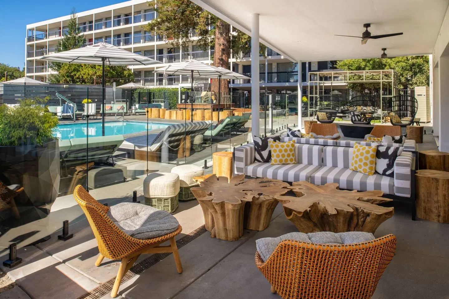 Hotel Paradox, Autograph Collection Terrasse