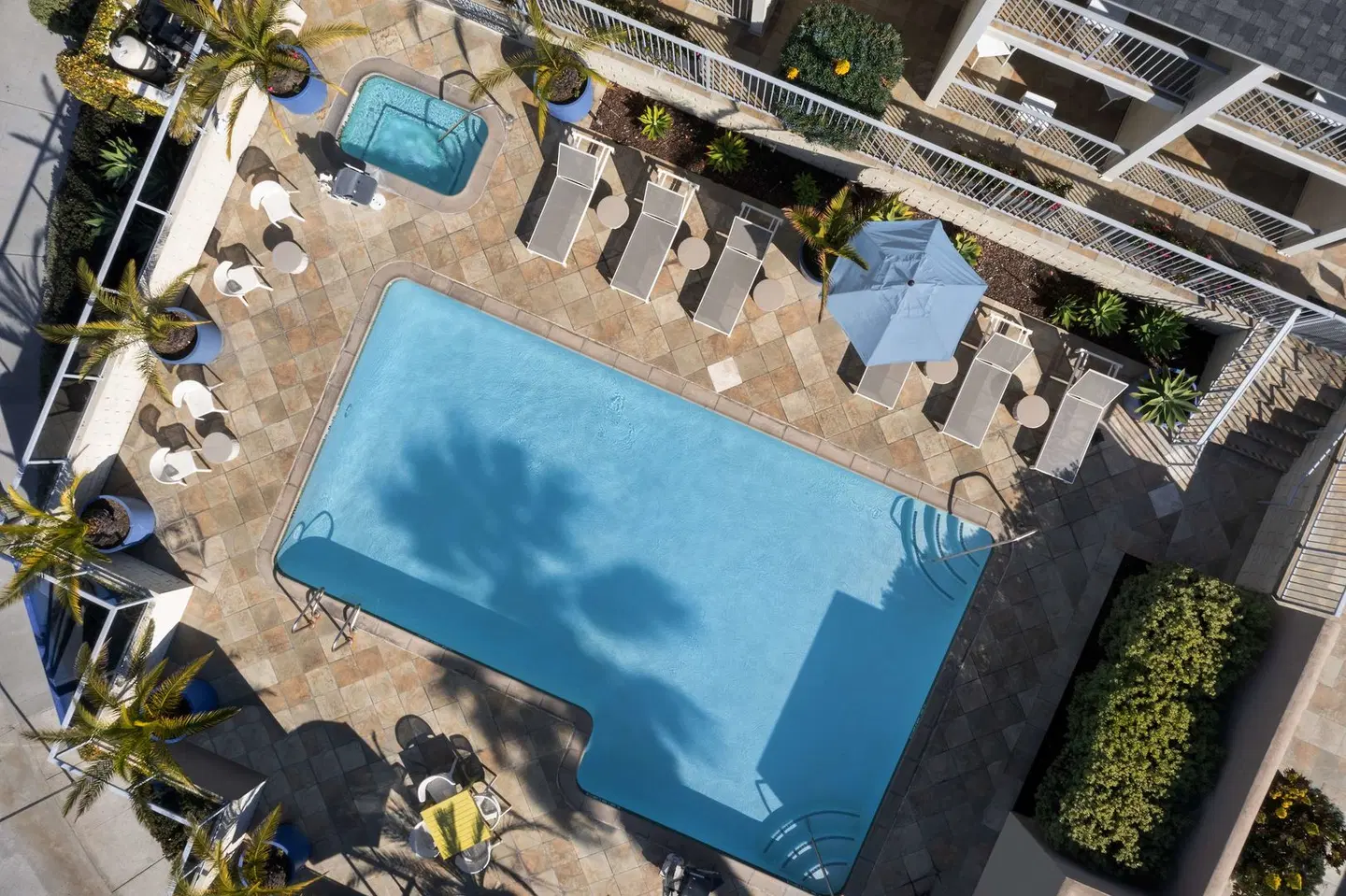 Hilton Garden Inn Los Angeles Marina Del Rey OUTDOOR_POOL