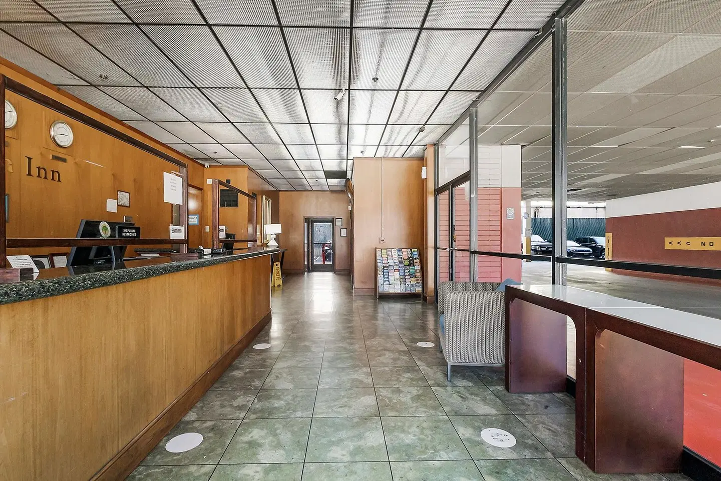 Jack London Inn LOUNGE_LOBBY