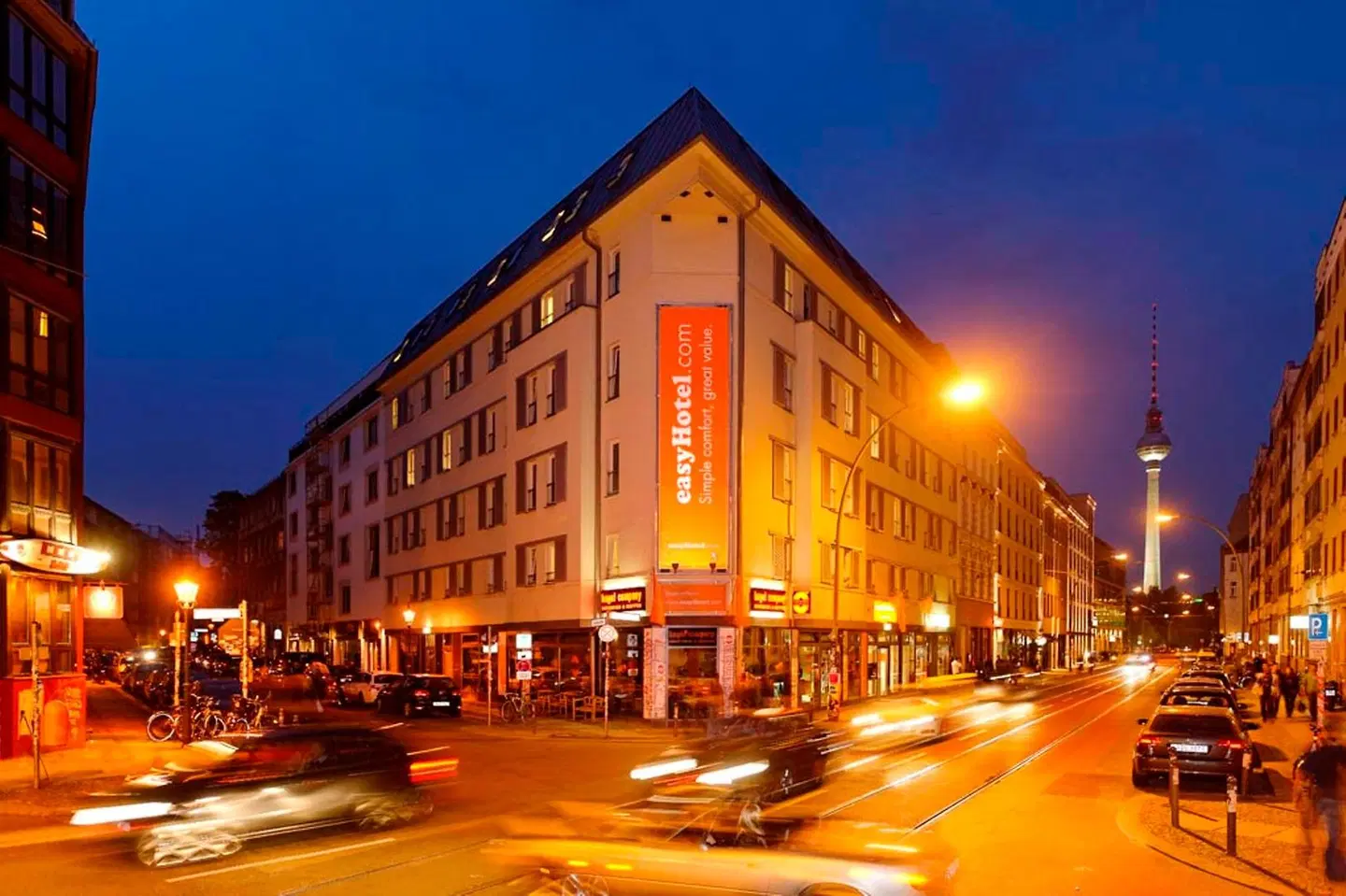 easyHotel Berlin - Hackescher Markt EXTERIOR