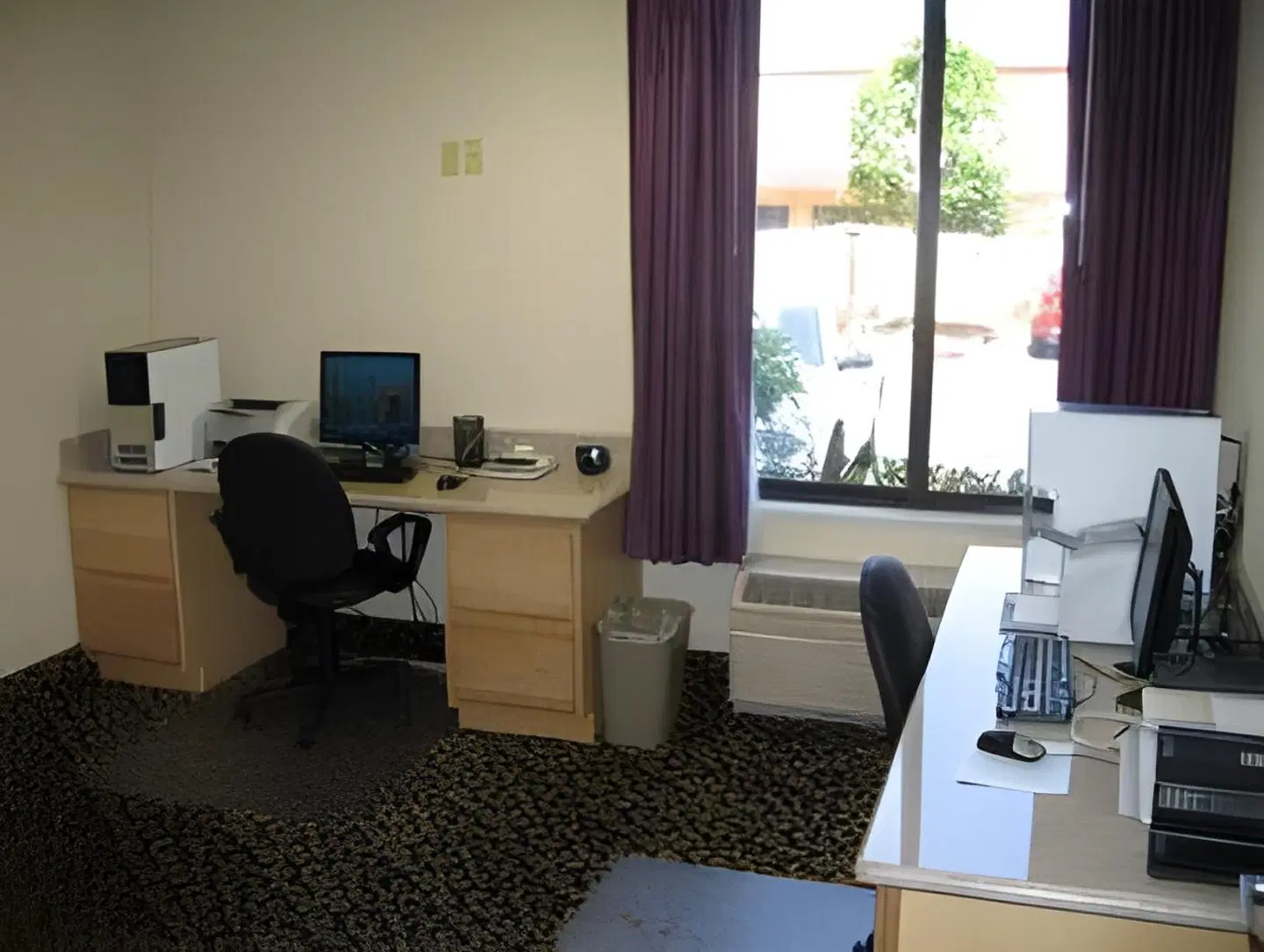 Hampton Inn Oakland-Hayward ROOM_EXAMPLE