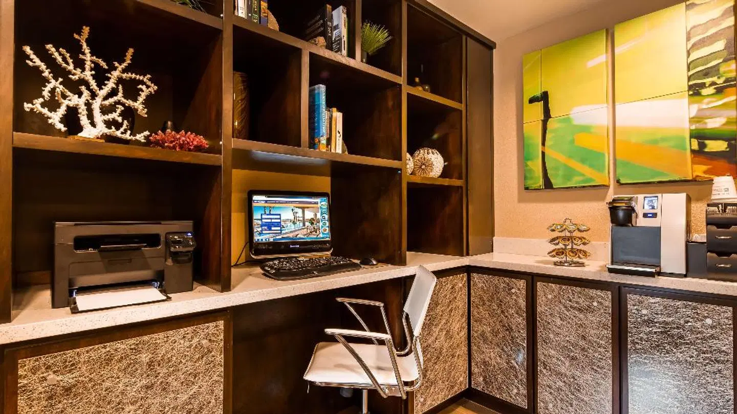 Best Western Carmel's Town House Lodge LOUNGE_LOBBY