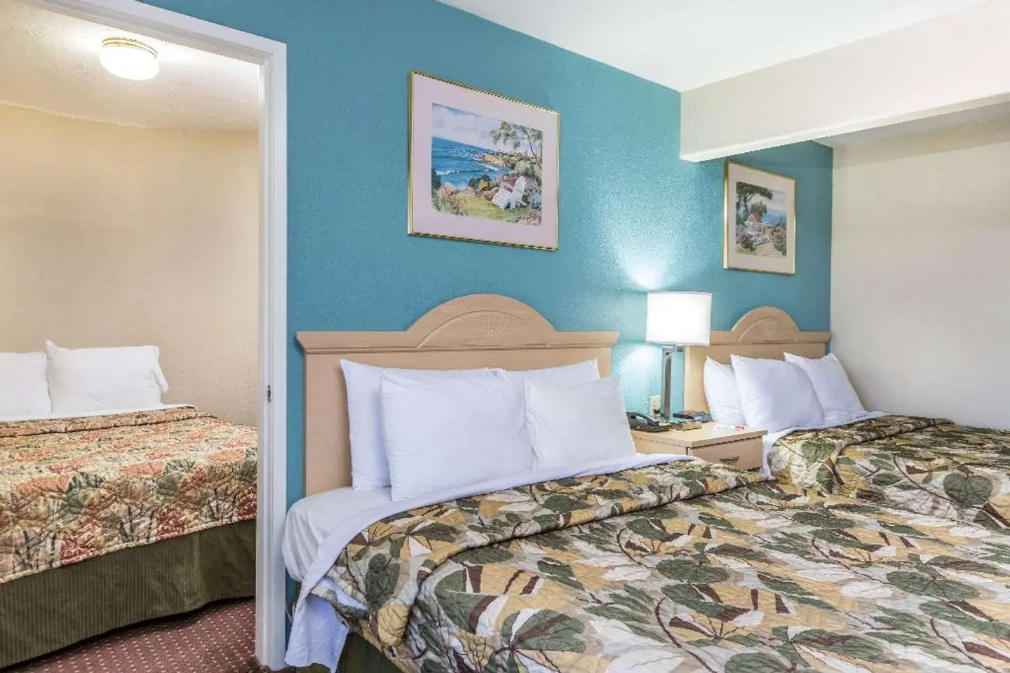 Howard Johnson Inn - Fisherman's Wharf-Santa Cruz ROOM_EXAMPLE