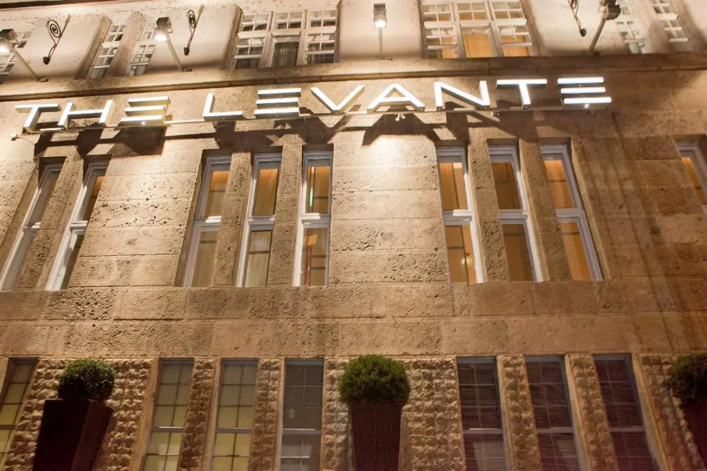 The Levante Parliament Bar