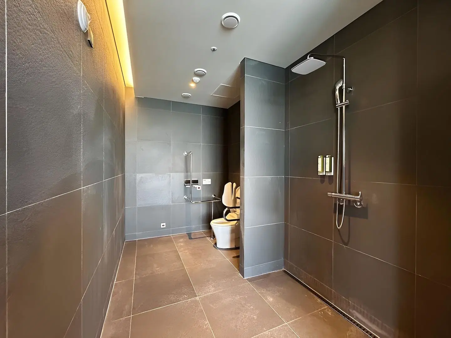 Tanibay Hotel & Wedding Badezimmer