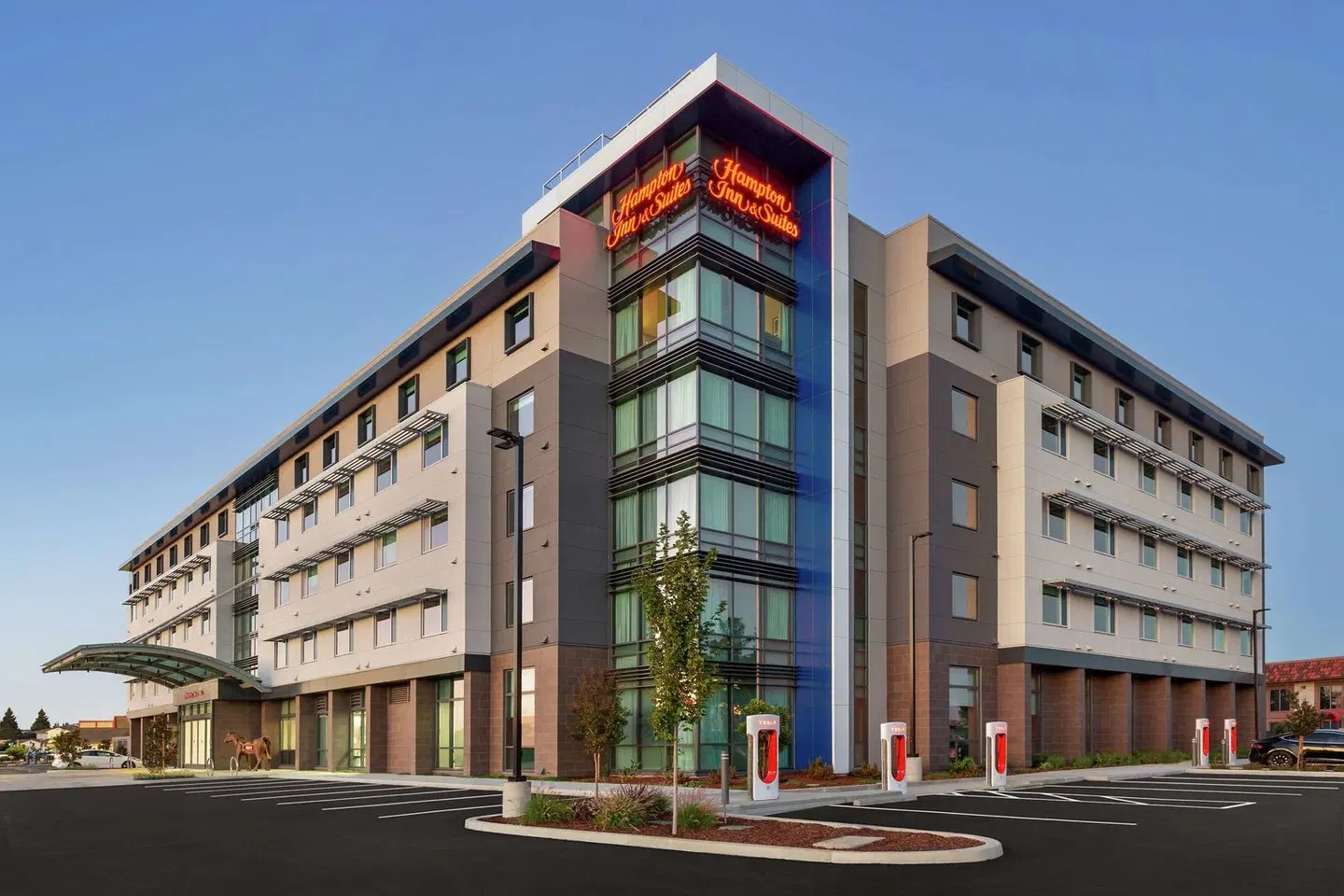 Hampton Inn & Suites San Mateo-San Francisco Airport EXTERIOR