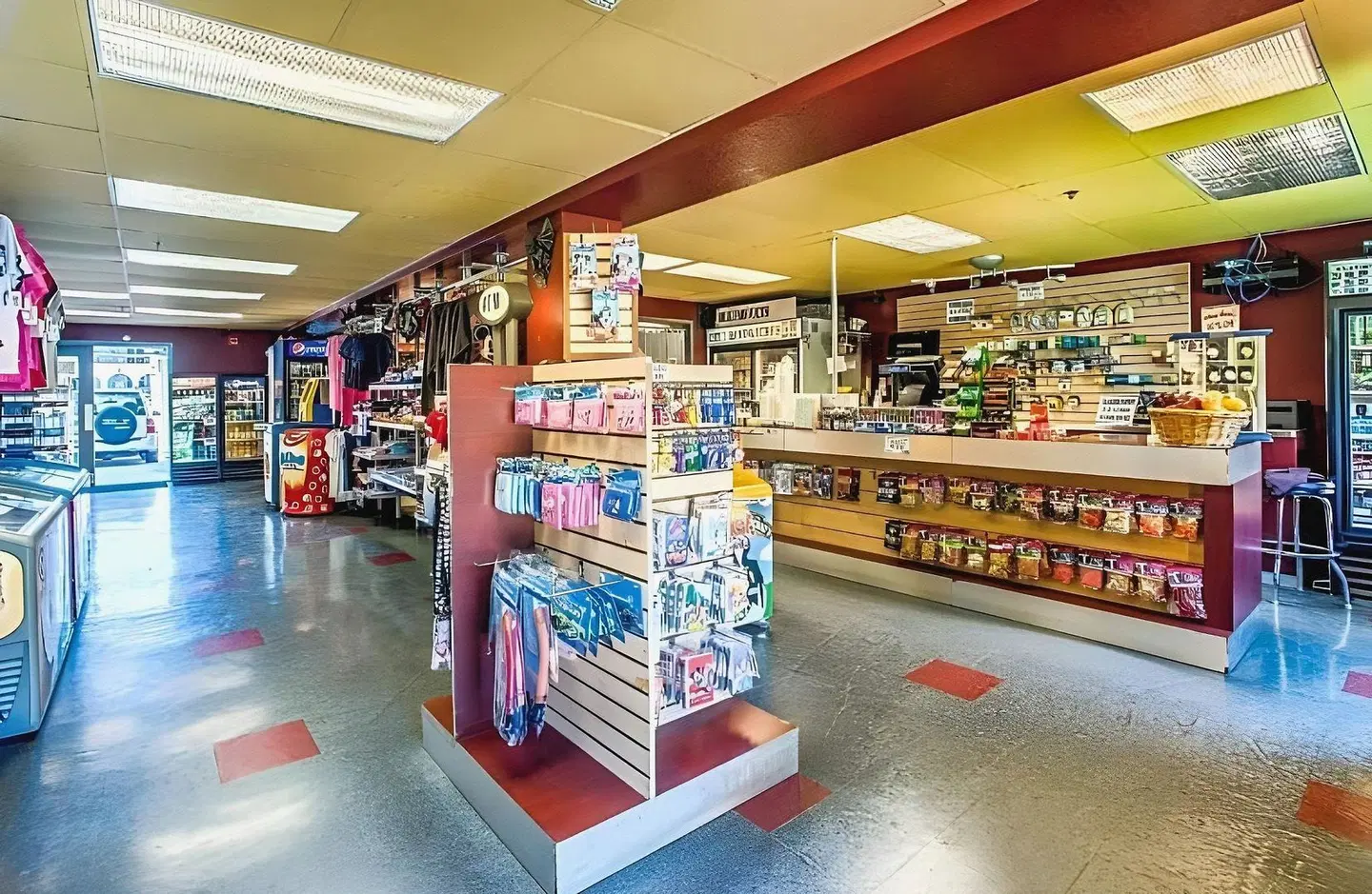 Castle Inn and Suites Anaheim Bar